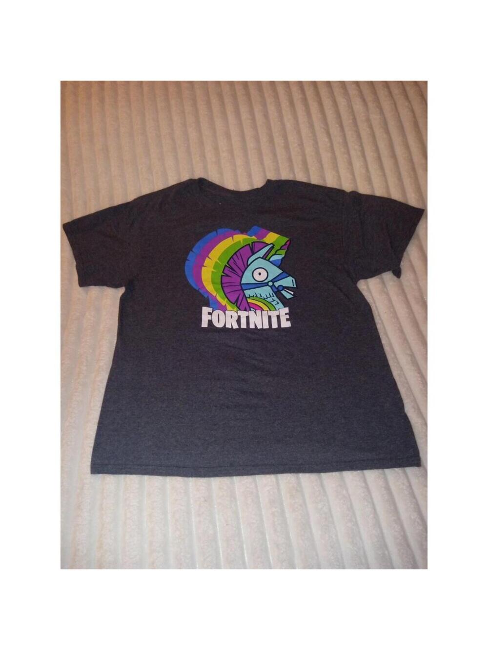 Fortnite T-shirt Boys Size XXL 18 Short Sleeves Gamer Clothes